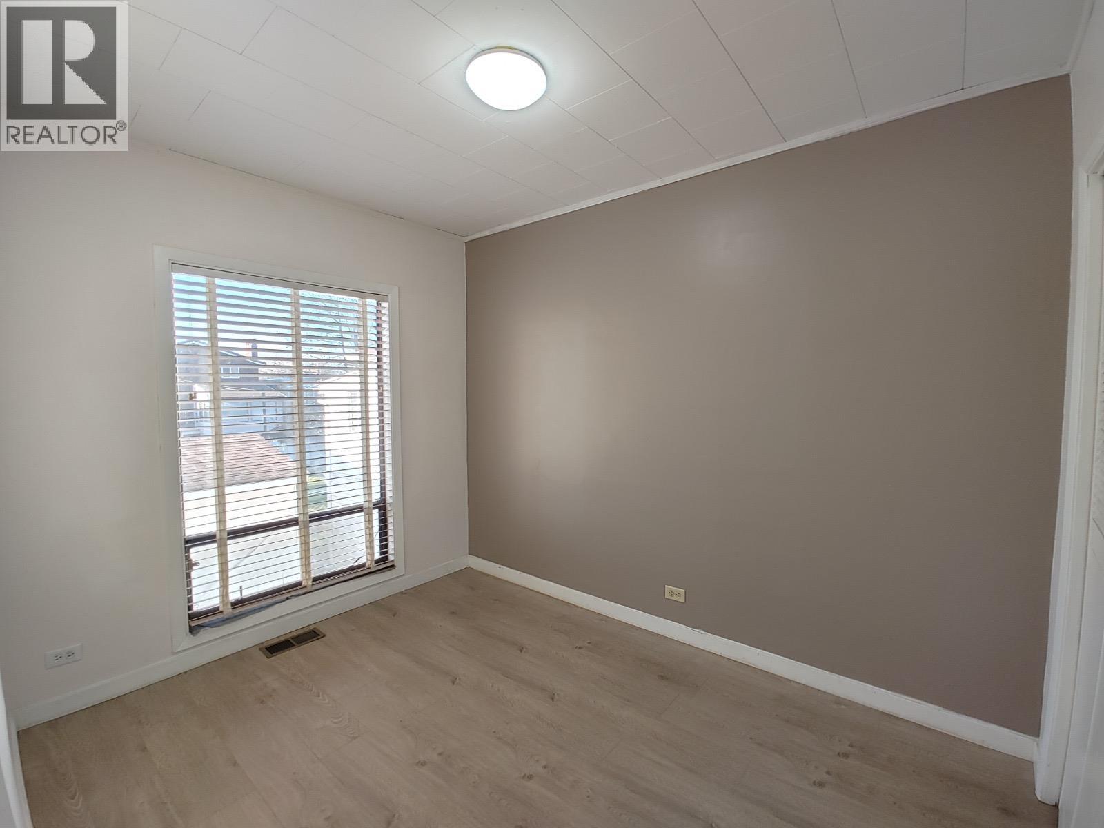 5955 Joyce Street, Vancouver, British Columbia  V5R 4H9 - Photo 5 - R3079532