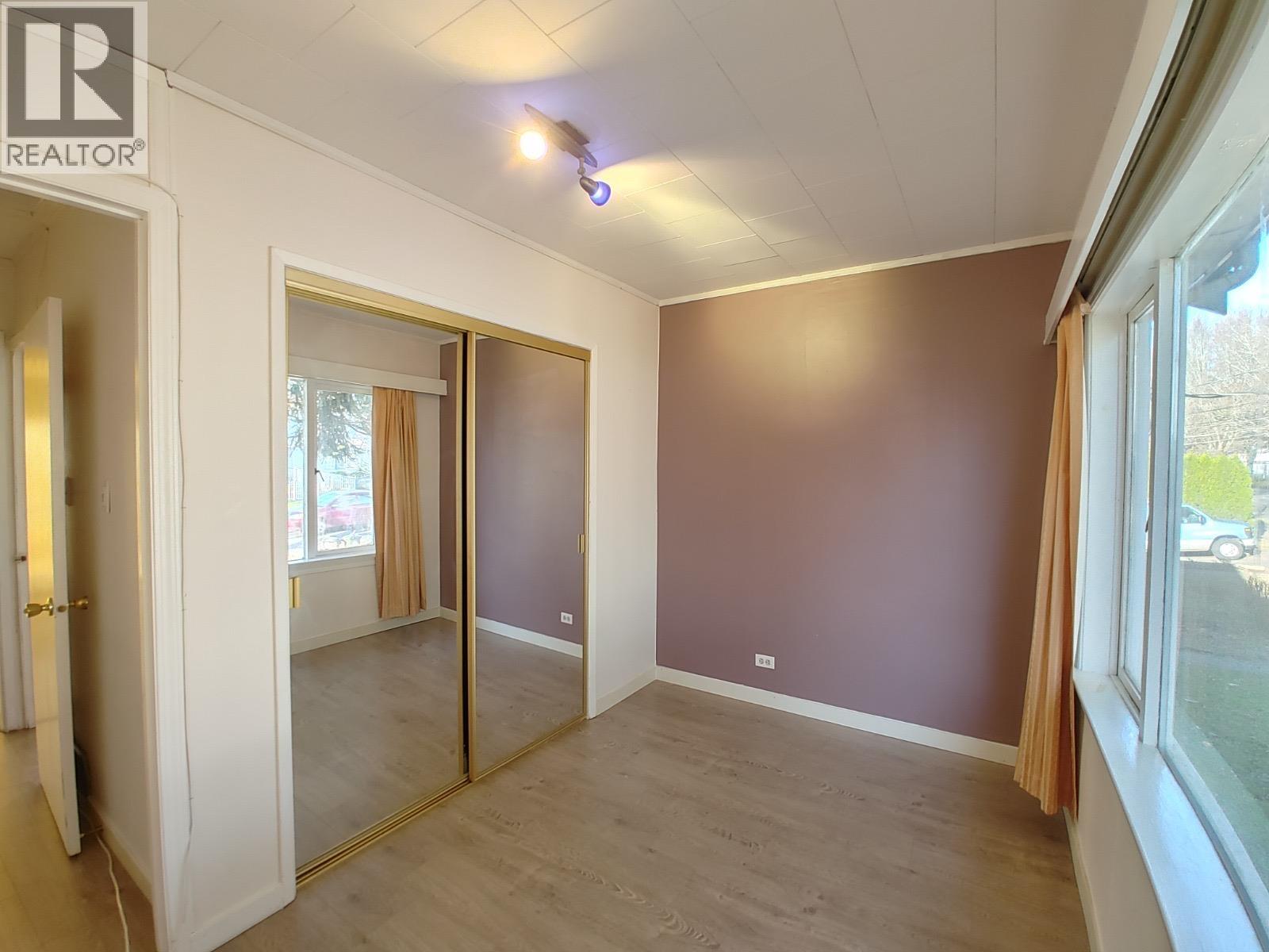 5955 Joyce Street, Vancouver, British Columbia  V5R 4H9 - Photo 6 - R3079532