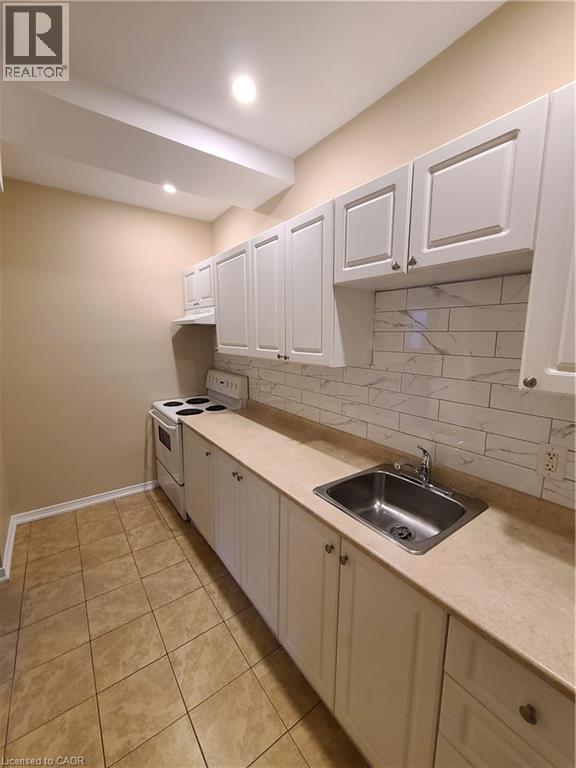 98 Duke Street Unit# Lower, Hamilton, Ontario  L8P 1X5 - Photo 6 - 40784254