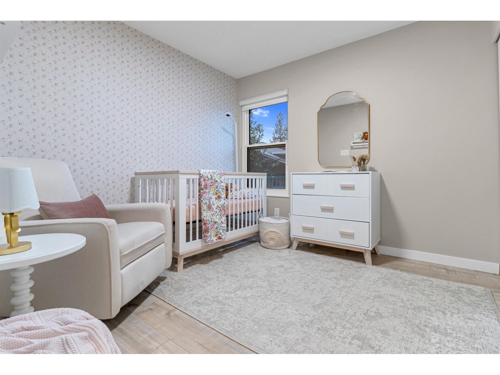 11585 Royal Crescent, Surrey, British Columbia  V3V 6V5 - Photo 7 - R3078000