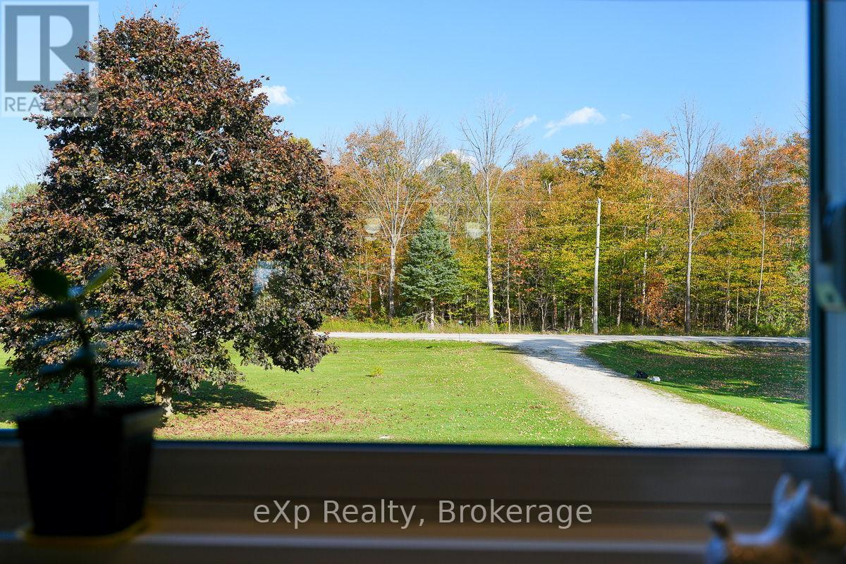 179422 Grey Road 17, Georgian Bluffs, Ontario  N0H 2T0 - Photo 3 - X12702018