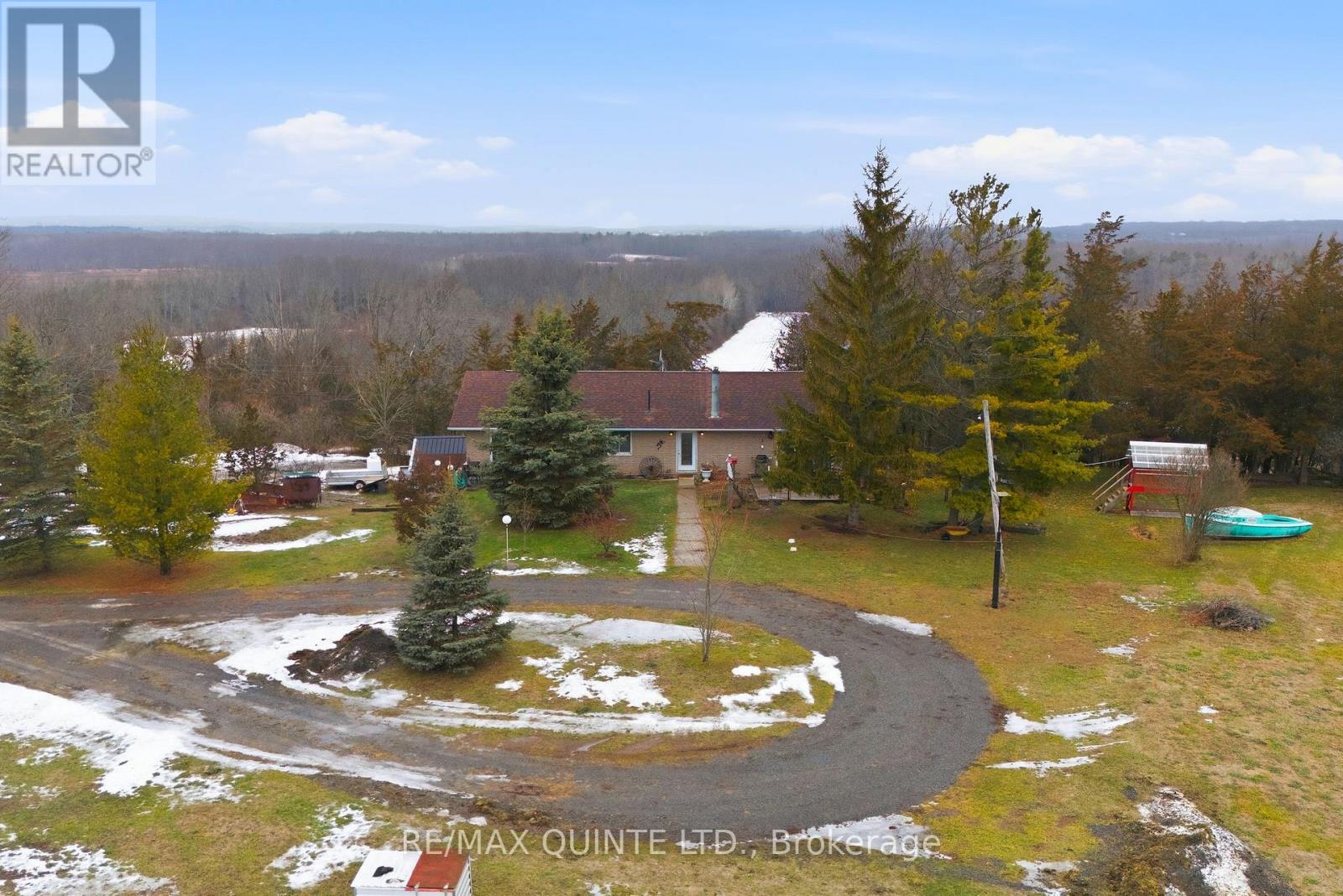 1809 Victoria Road, Prince Edward County, Ontario  K0K 1L0 - Photo 3 - X12702052