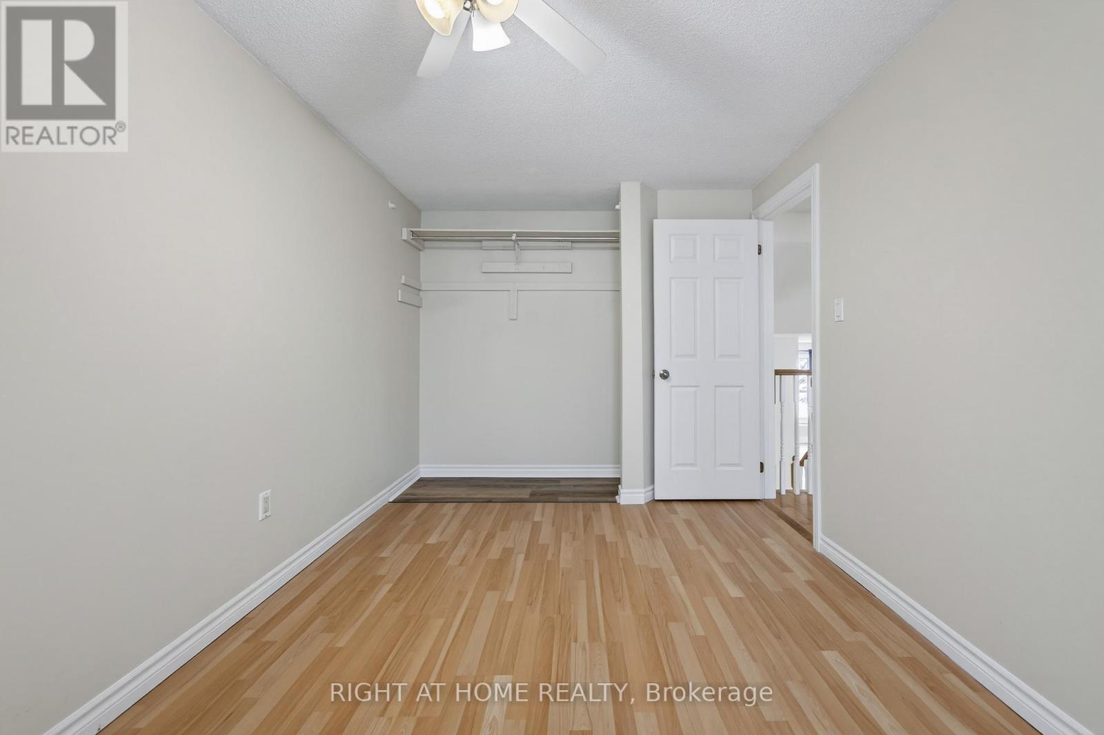 52 Gosney Crescent, Barrie, Ontario  L4N 6T7 - Photo 16 - S12698338