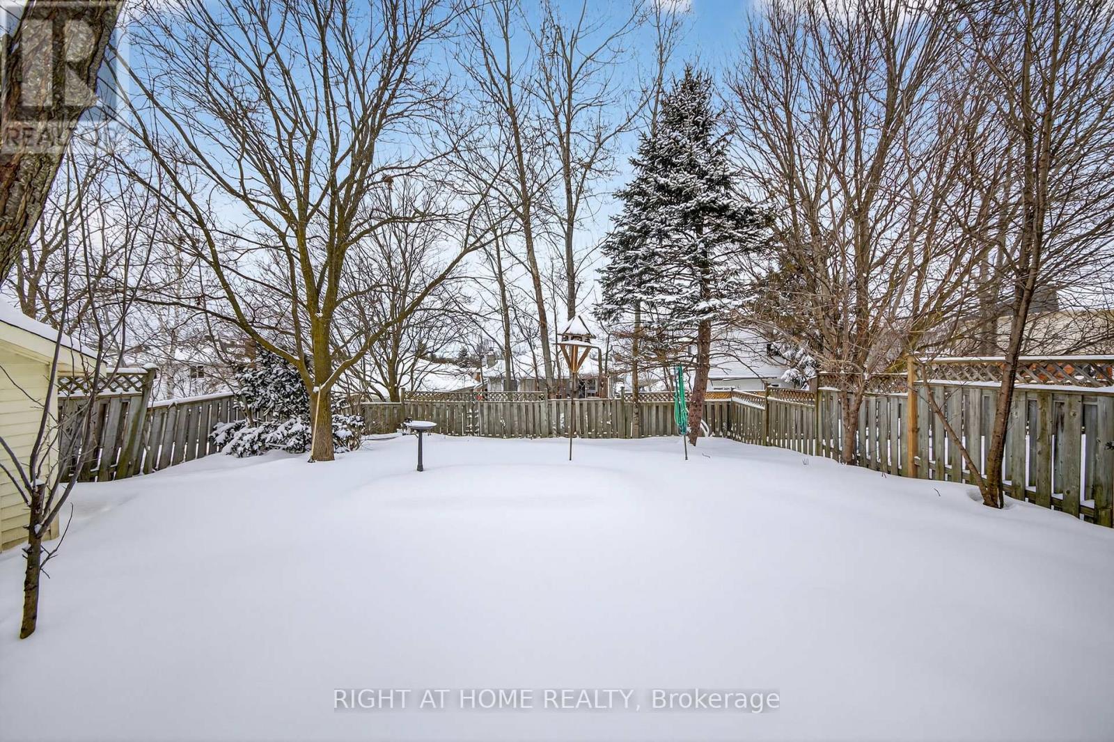 52 Gosney Crescent, Barrie, Ontario  L4N 6T7 - Photo 6 - S12698338