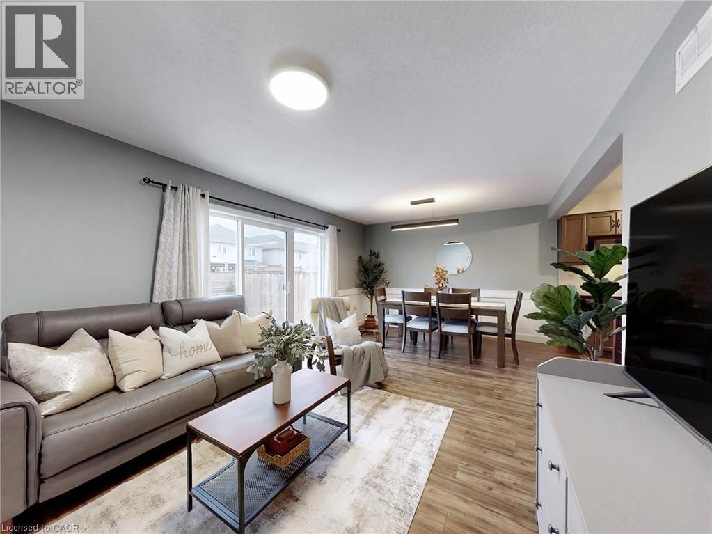 33 MARSHALL Drive, Guelph, Ontario