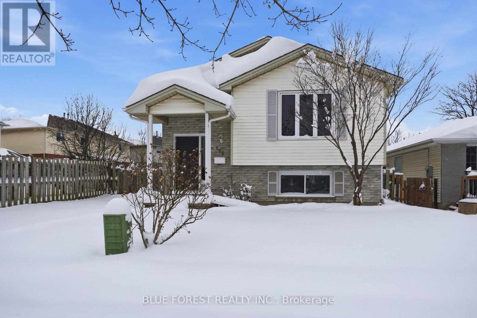 959 LAWSON ROAD, London North, Ontario