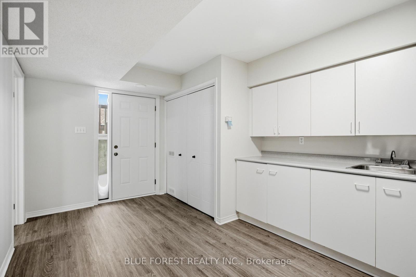 959 Lawson Road, London North, Ontario  N6G 4X4 - Photo 37 - X12702010