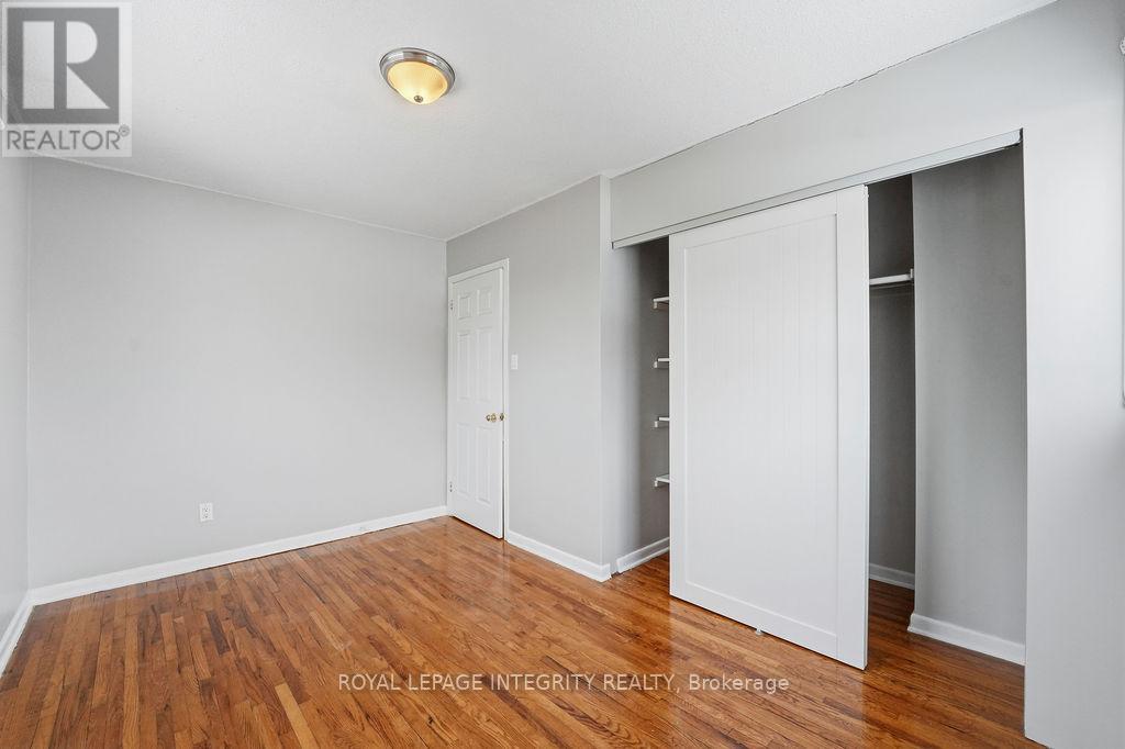 2035 St. Laurent Boulevard, Ottawa, Ontario  K1G 1A5 - Photo 14 - X12702034
