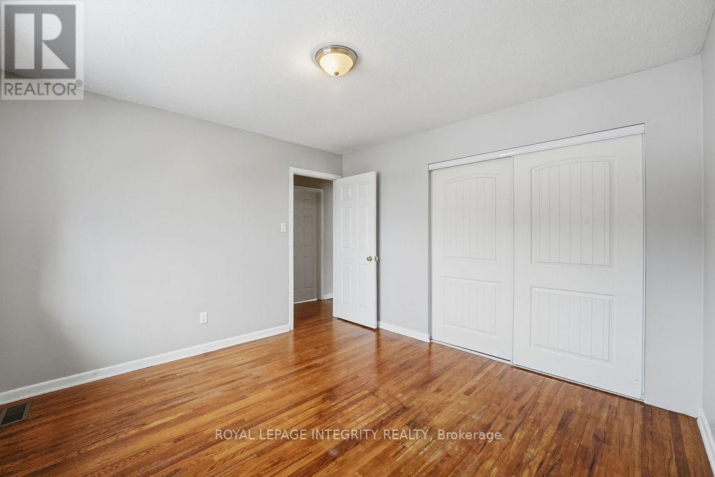 2035 St. Laurent Boulevard, Ottawa, Ontario  K1G 1A5 - Photo 16 - X12702034