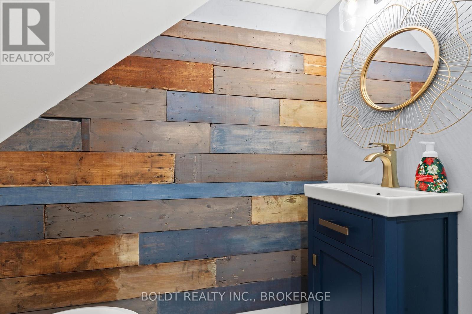 322 Queenston Street, St. Catharines, Ontario  L2P 2X7 - Photo 24 - X12702022