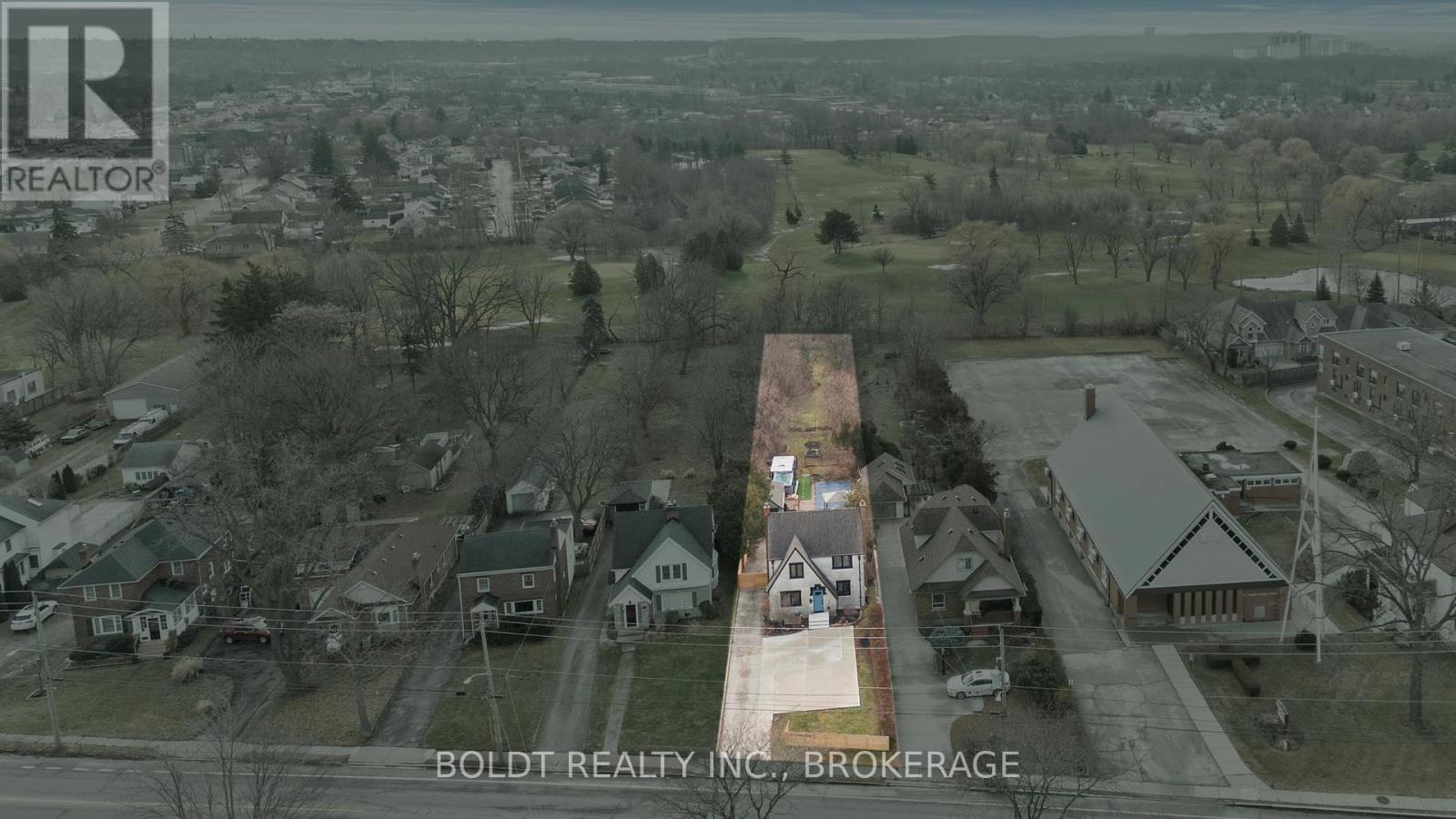 322 Queenston Street, St. Catharines, Ontario  L2P 2X7 - Photo 39 - X12702022