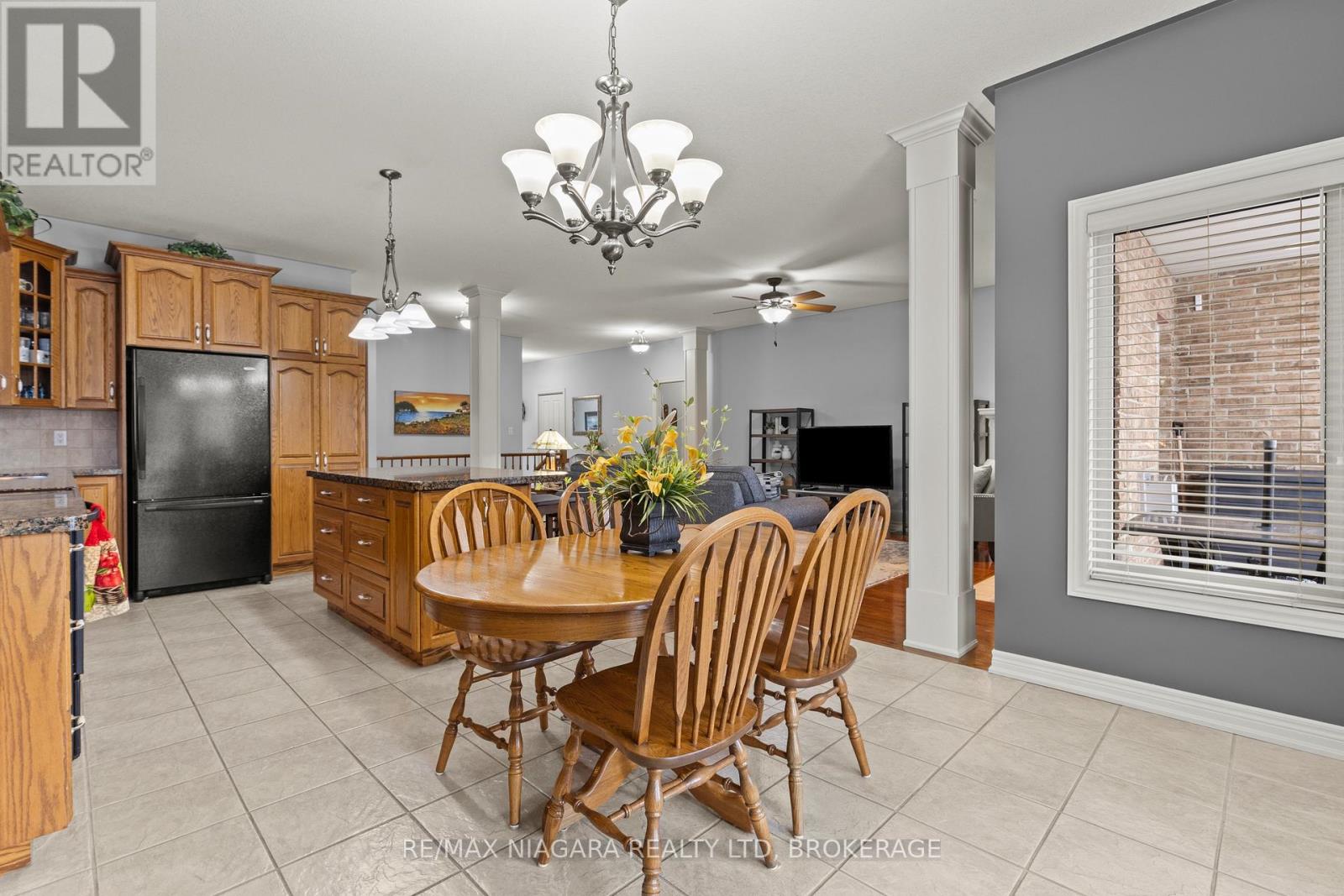 194 Hillsdale Drive, Welland, Ontario  L3C 7M4 - Photo 18 - X12702062