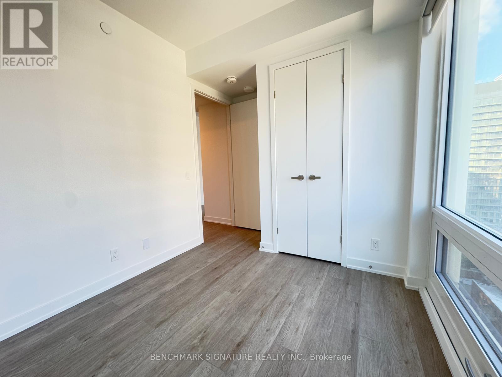 2502 - 88 Queen Street E, Toronto, Ontario  M5C 0B6 - Photo 13 - C12702014