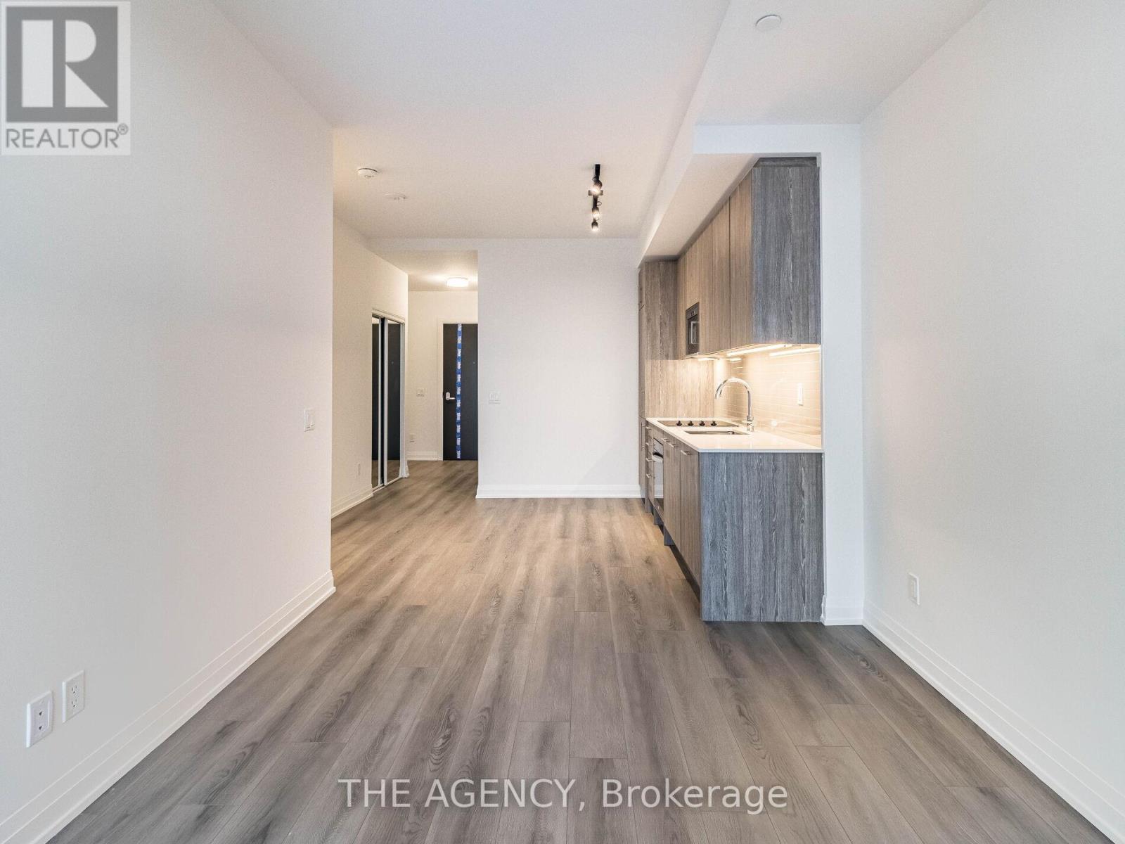 901 - 286 Main Street, Toronto, Ontario  M4C 0B3 - Photo 17 - E12702006