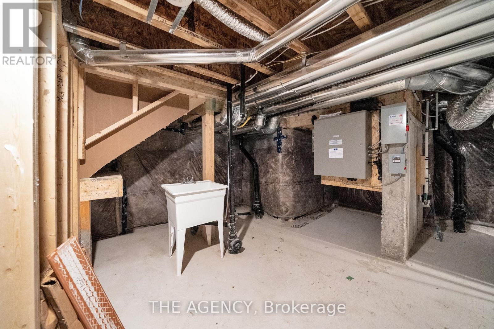 563 Port Darlington Road, Clarington, Ontario  L1C 7E9 - Photo 35 - E12702008