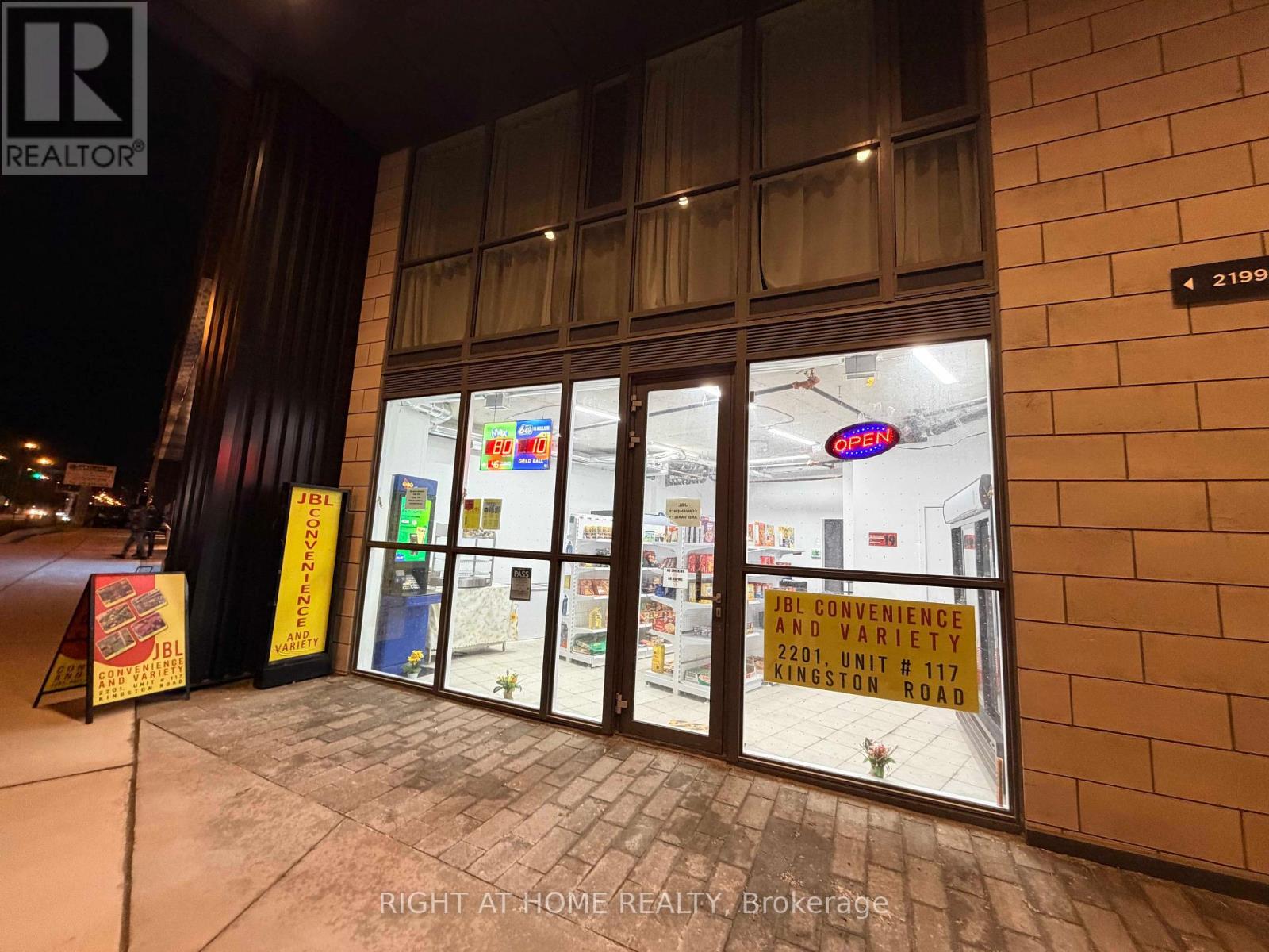 117 - 2201 Kingston Rd Road, Toronto, Ontario  M1N 1T7 - Photo 2 - E12702012