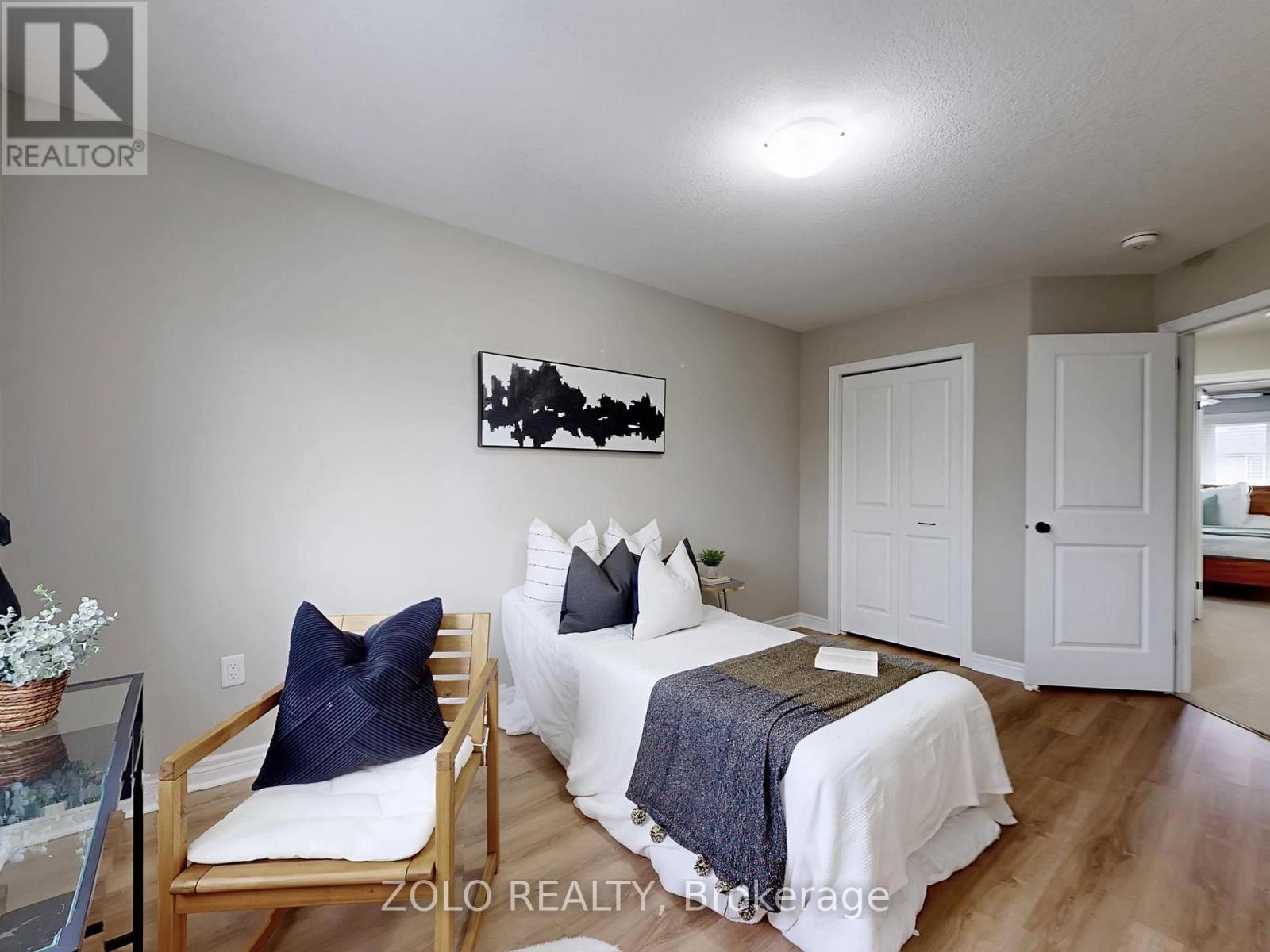 33 Marshall Drive, Guelph, Ontario  N1E 0K7 - Photo 19 - X12702004