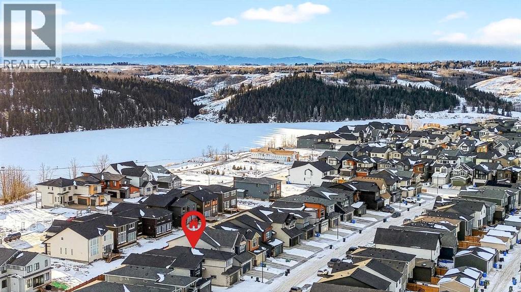 29 Rowmont Common Nw, Calgary, Alberta  T3L 0L4 - Photo 3 - A2277545