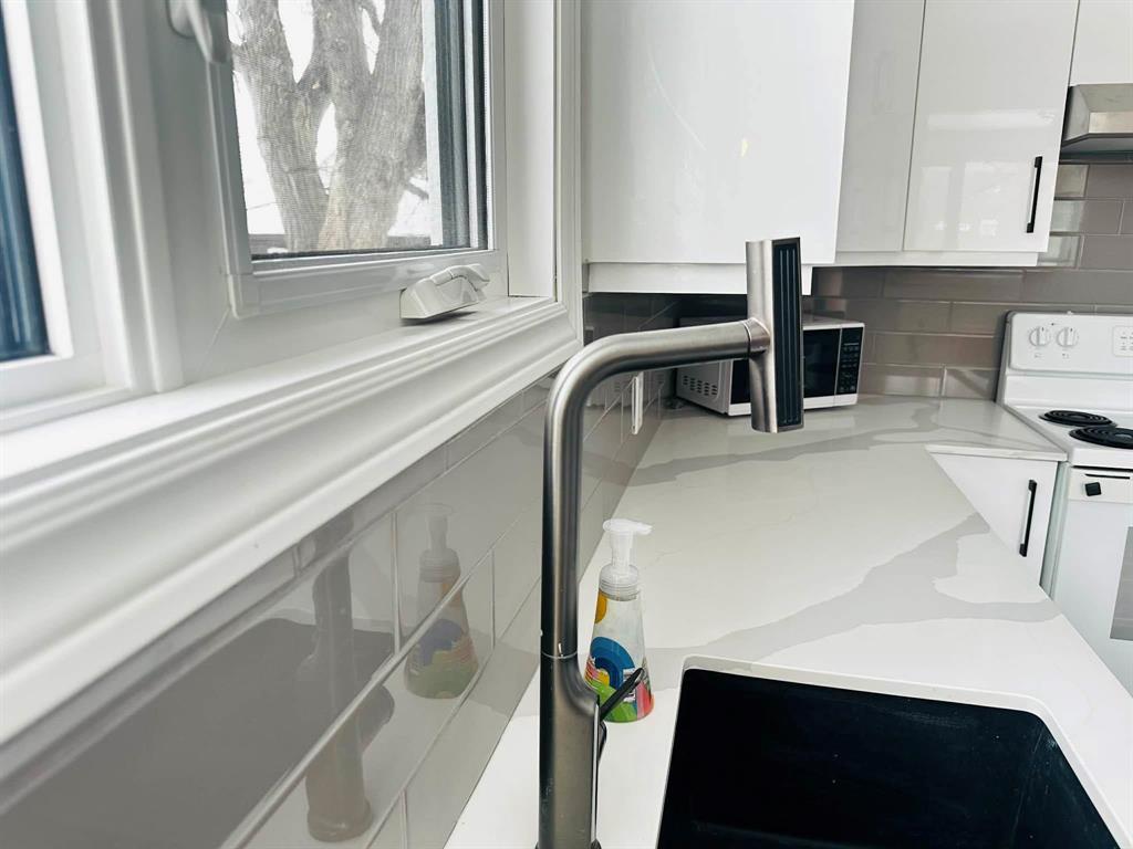 1214 Troy Avenue, Winnipeg, Manitoba  R2X 1E5 - Photo 8 - 202600864