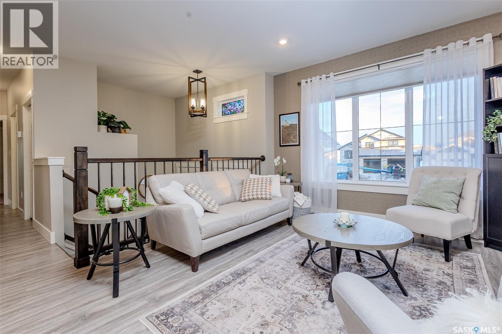 809 Weir Crescent, Warman, Saskatchewan  S0K 4S4 - Photo 5 - SK026913