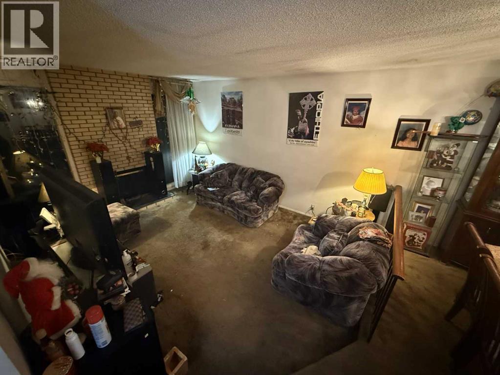 24 Bermuda Road Nw, Calgary, Alberta  T3K 1G6 - Photo 8 - A2279727