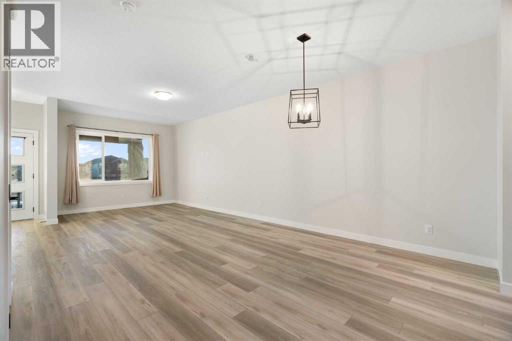 99 Edith Passage Nw, Calgary, Alberta  T3R 2B5 - Photo 14 - A2278688