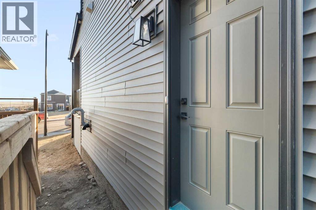 99 Edith Passage Nw, Calgary, Alberta  T3R 2B5 - Photo 47 - A2278688