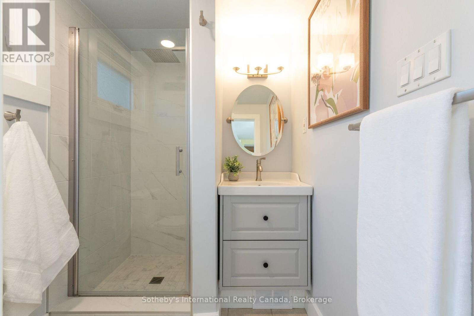 12 Elizabeth Street W, Clearview (Creemore), Ontario  L0M 1G0 - Photo 13 - S12702066