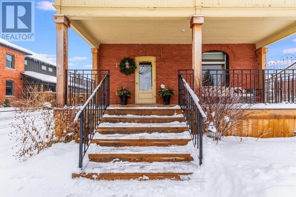 12 Elizabeth Street W, Clearview (Creemore), Ontario  L0M 1G0 - Photo 4 - S12702066