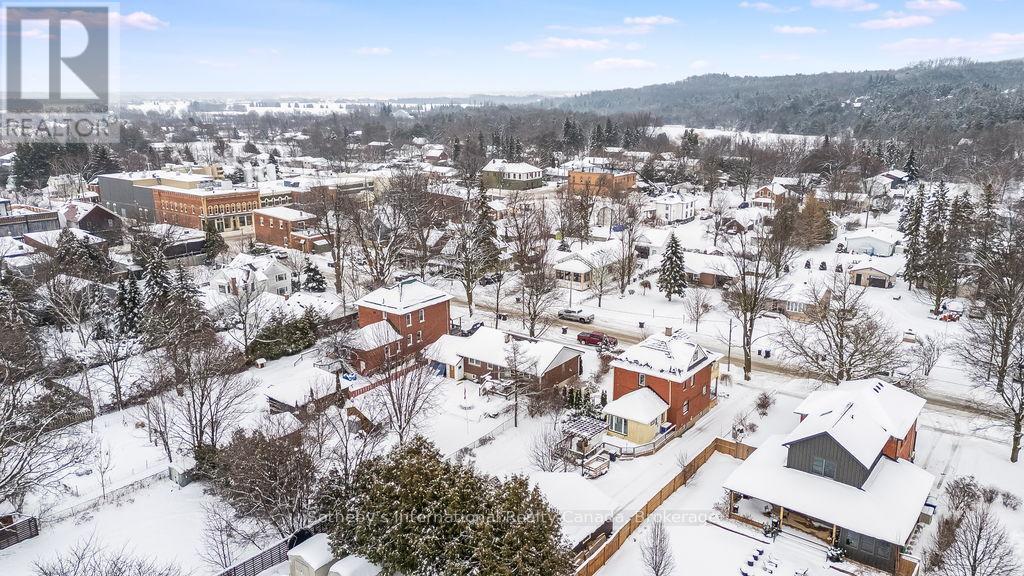 12 Elizabeth Street W, Clearview (Creemore), Ontario  L0M 1G0 - Photo 49 - S12702066