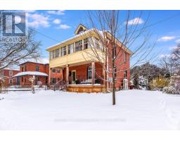 12 ELIZABETH STREET W, clearview (creemore), Ontario