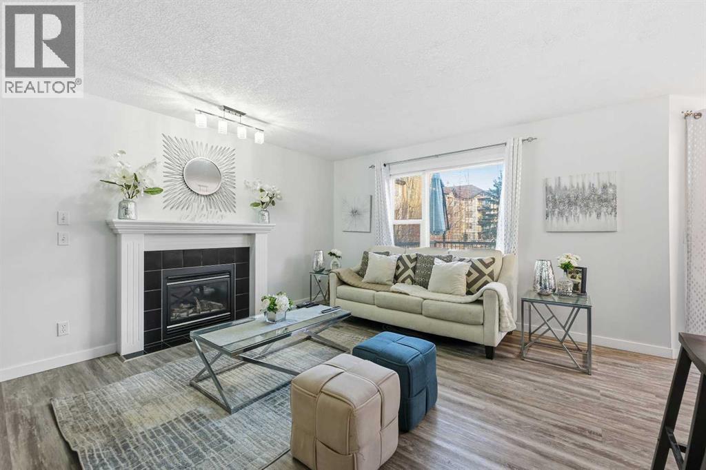 58 Bridlecrest Road Sw, Calgary, Alberta  T2Y 5J2 - Photo 3 - A2279724