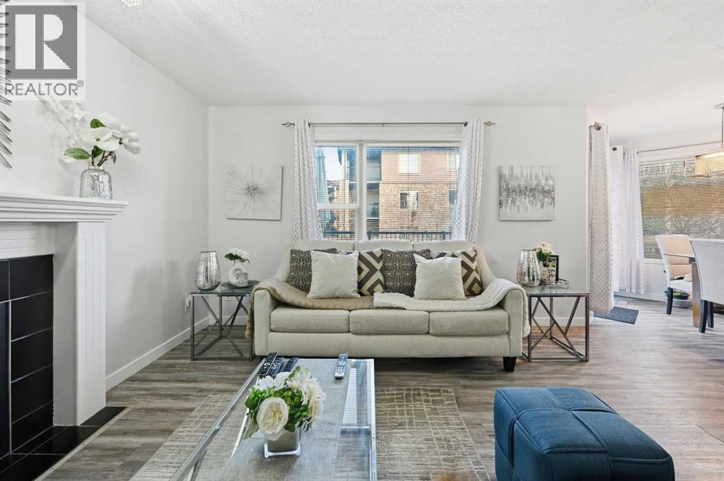 58 Bridlecrest Road Sw, Calgary, Alberta  T2Y 5J2 - Photo 5 - A2279724