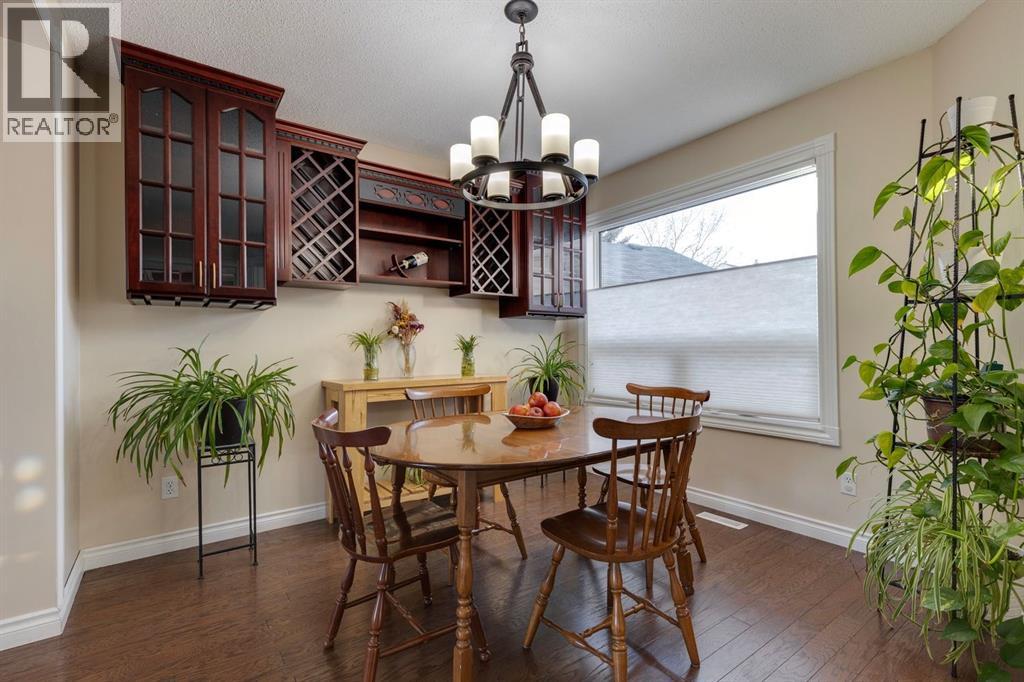 22 Hidden Spring Court Nw, Calgary, Alberta  T3A 5J4 - Photo 15 - A2279189