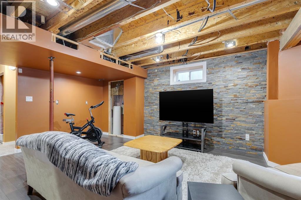 22 Hidden Spring Court Nw, Calgary, Alberta  T3A 5J4 - Photo 32 - A2279189