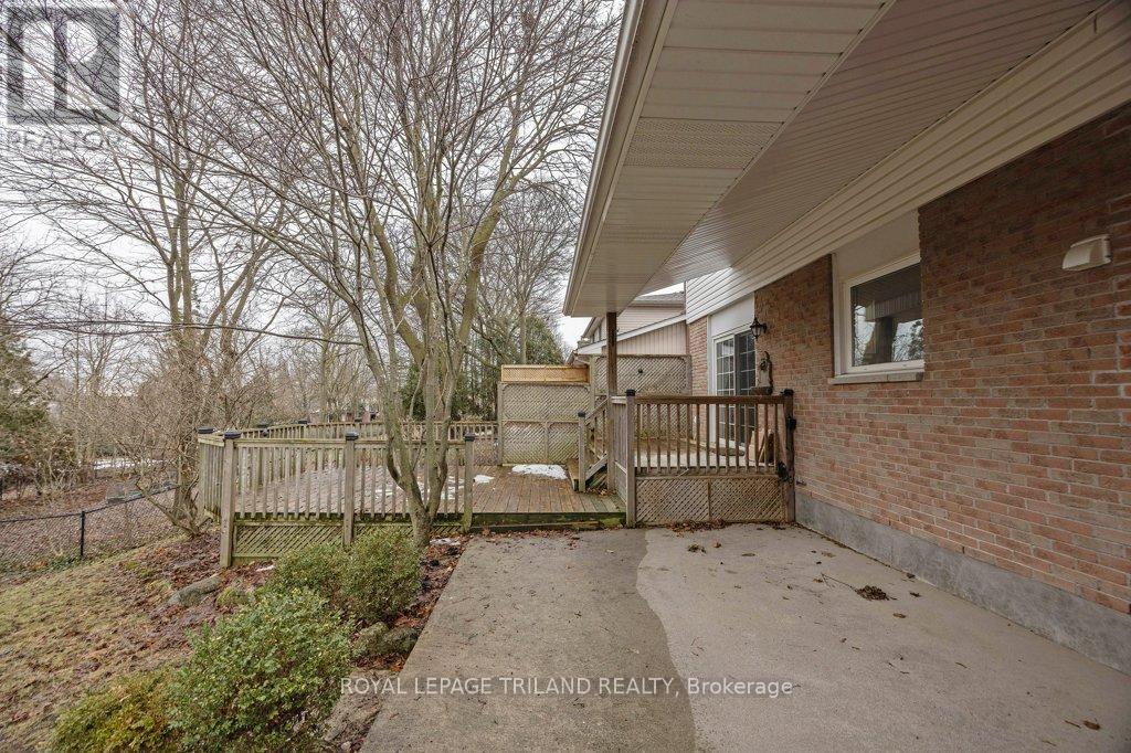 754 Cranbrook Road, London South, Ontario  N6K 1W9 - Photo 35 - X12702092