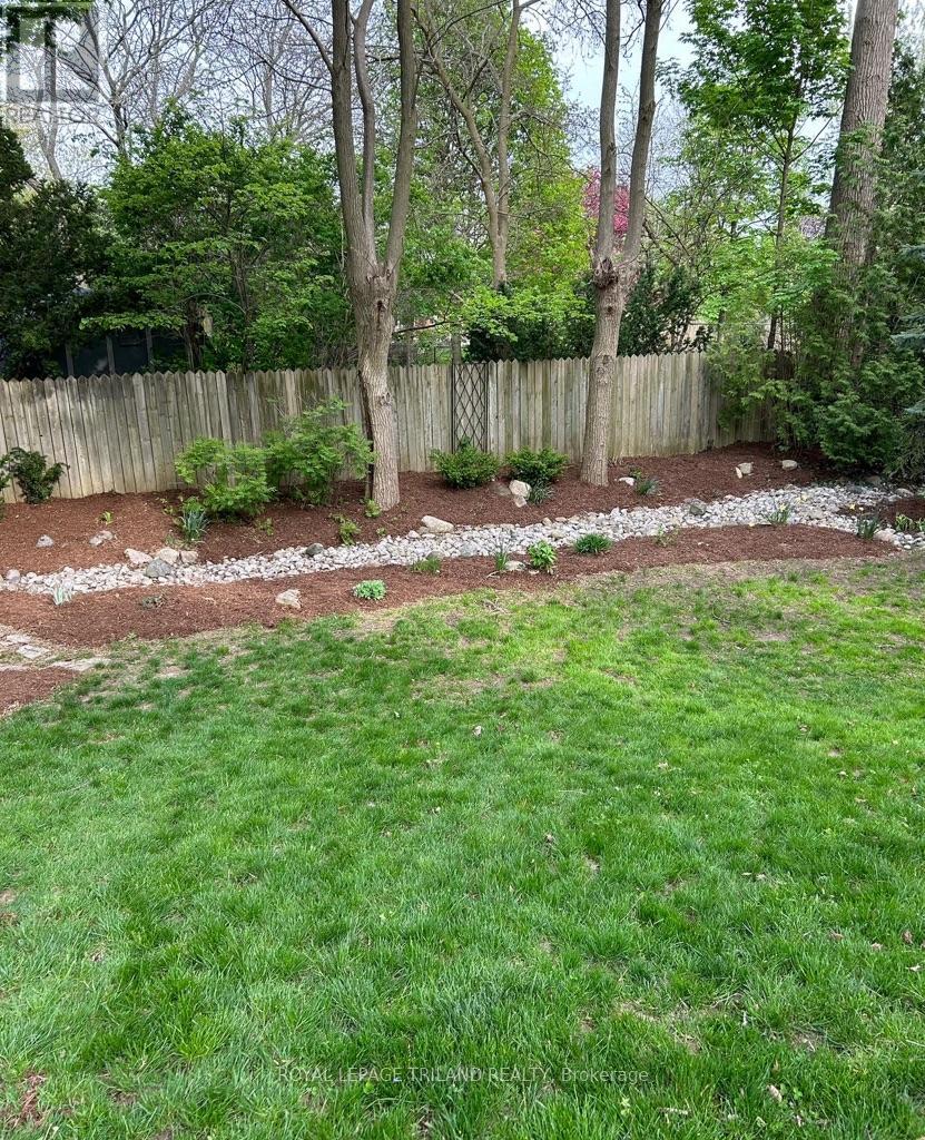 754 Cranbrook Road, London South, Ontario  N6K 1W9 - Photo 45 - X12702092