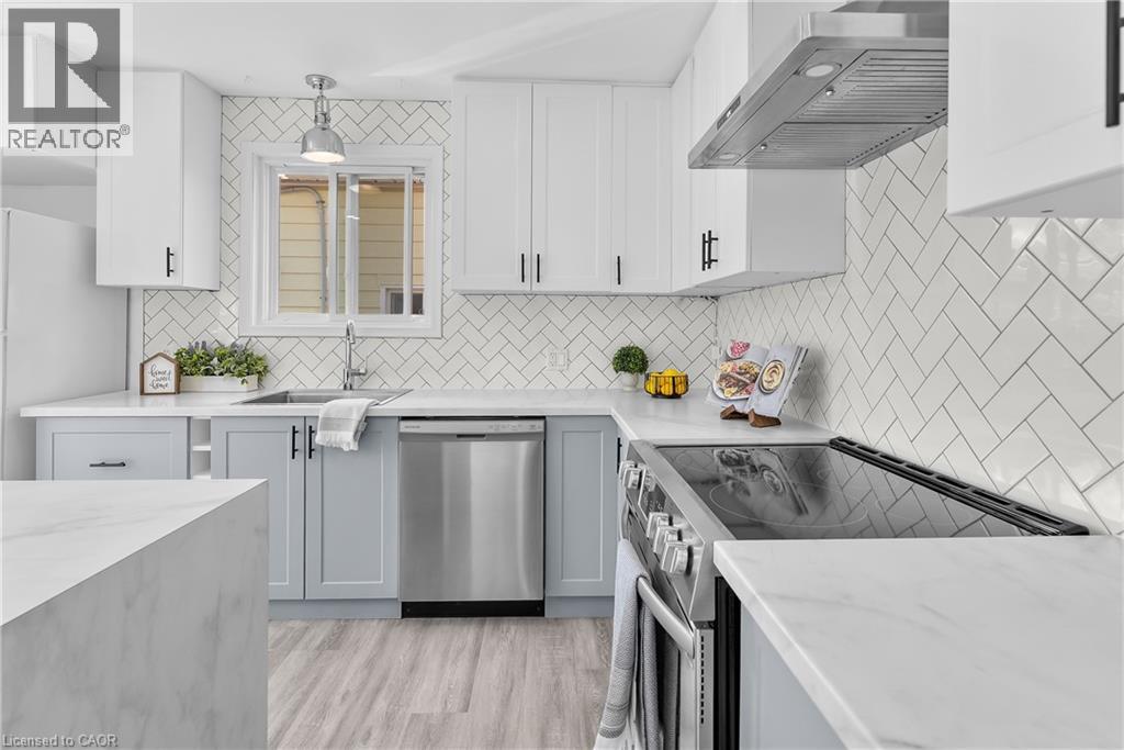 19 Moote Street, St. Catharines, Ontario  L2N 1B3 - Photo 4 - 40785262