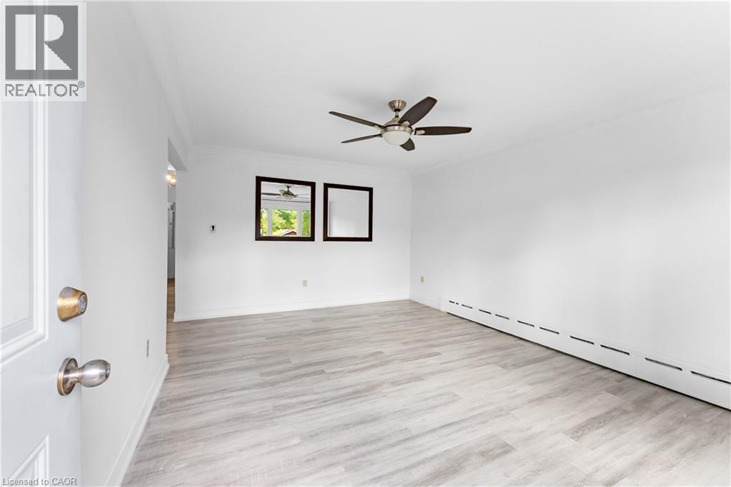 19 Moote Street, St. Catharines, Ontario  L2N 1B3 - Photo 8 - 40785262