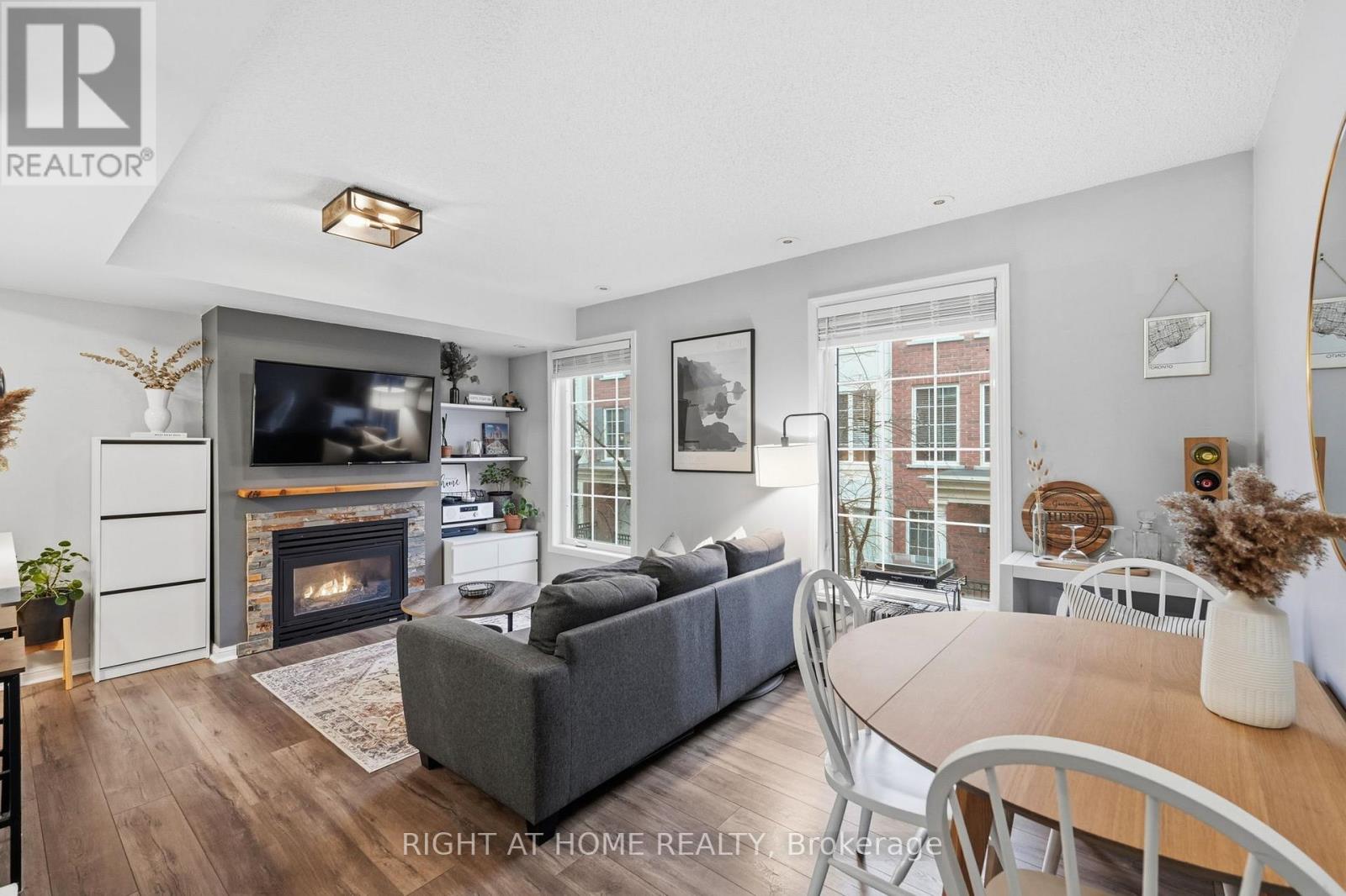 916 - 5 Everson Drive, Toronto, Ontario  M2N 7C3 - Photo 8 - C12702072