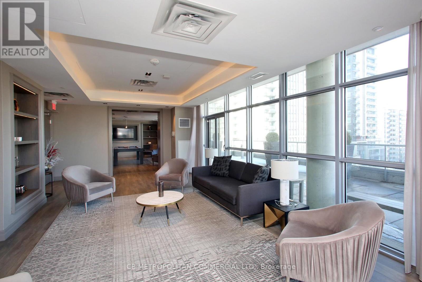 1105 - 501 St Clair Avenue W, Toronto, Ontario  M5P 0A2 - Photo 32 - C12702086