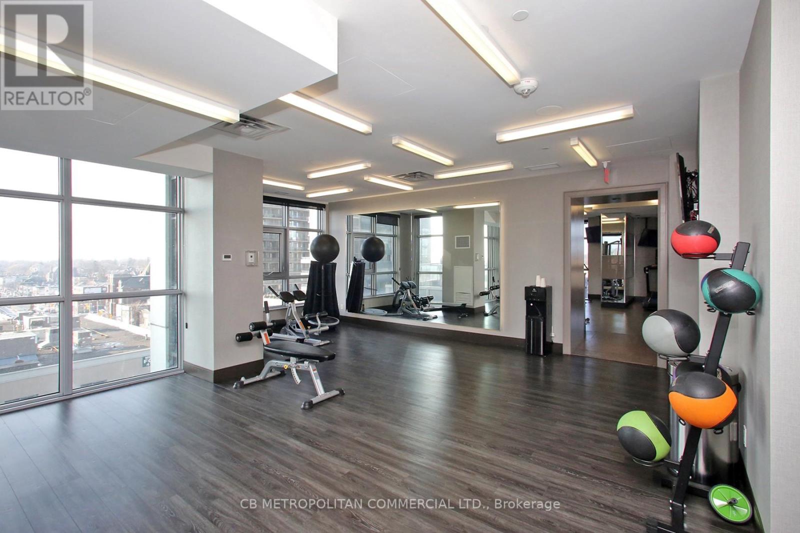 1105 - 501 St Clair Avenue W, Toronto, Ontario  M5P 0A2 - Photo 35 - C12702086