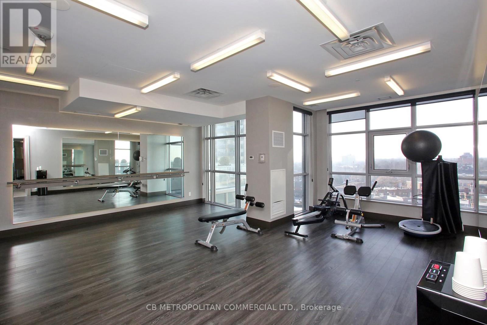 1105 - 501 St Clair Avenue W, Toronto, Ontario  M5P 0A2 - Photo 36 - C12702086