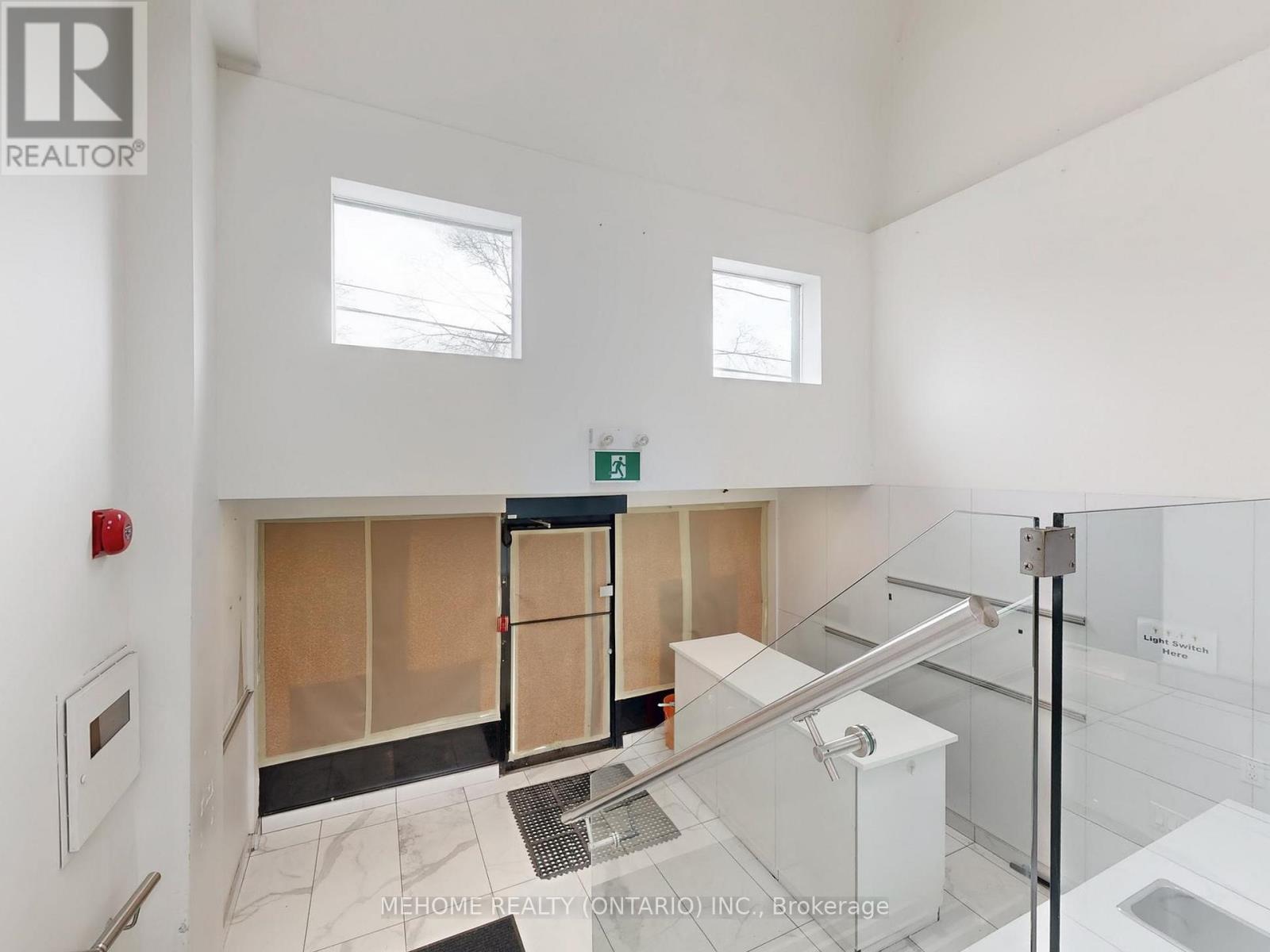 406 Summerhill Avenue, Toronto, Ontario  M4W 2B4 - Photo 12 - C12702104