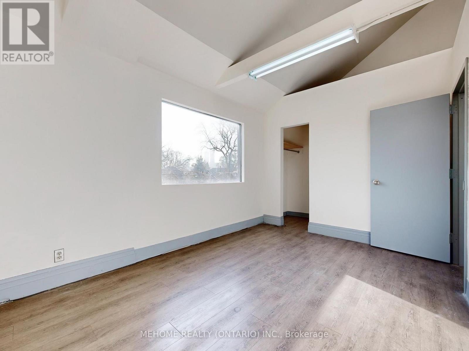 406 Summerhill Avenue, Toronto, Ontario  M4W 2B4 - Photo 21 - C12702104