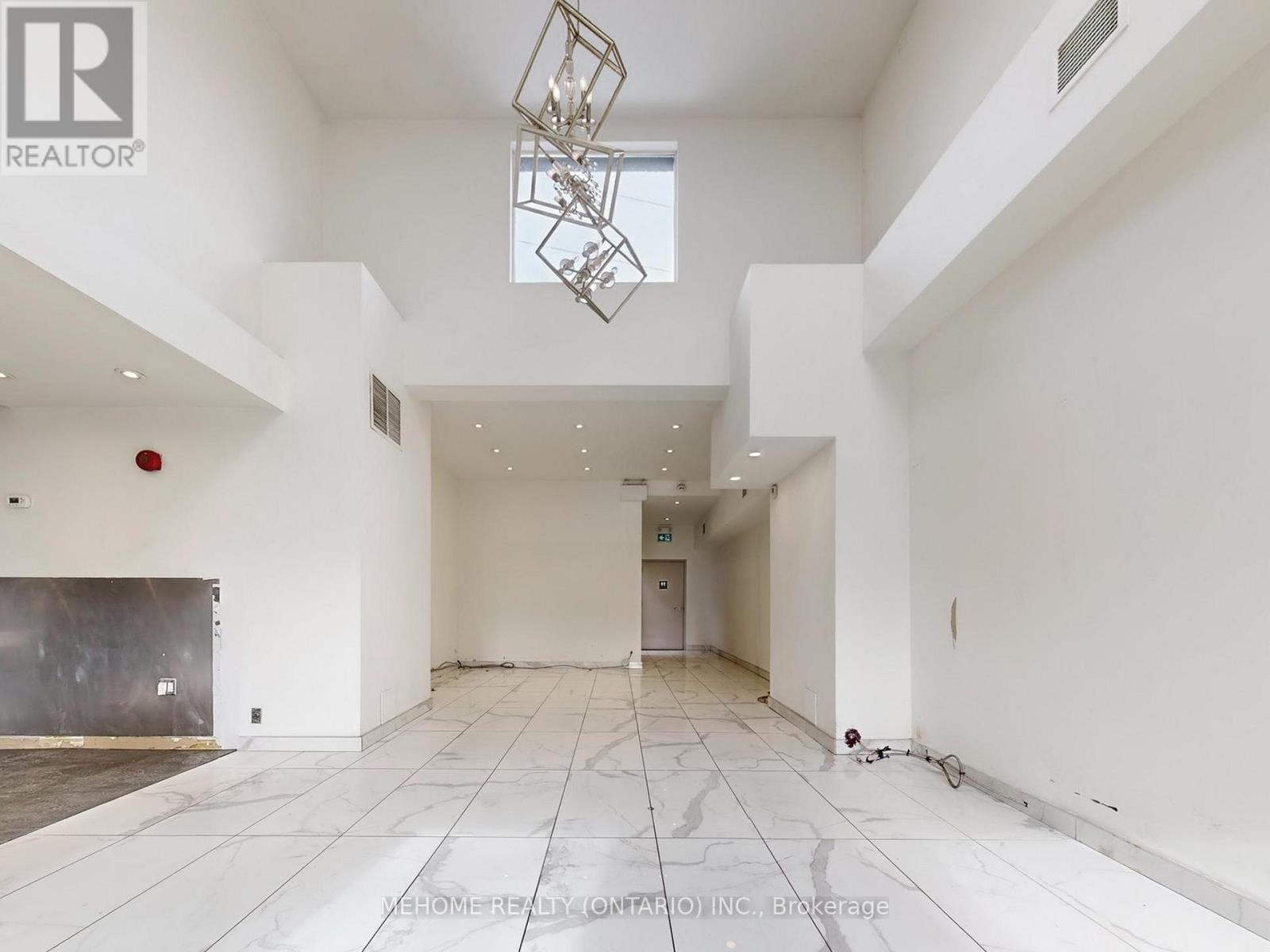 406 Summerhill Avenue, Toronto, Ontario  M4W 2B4 - Photo 6 - C12702104