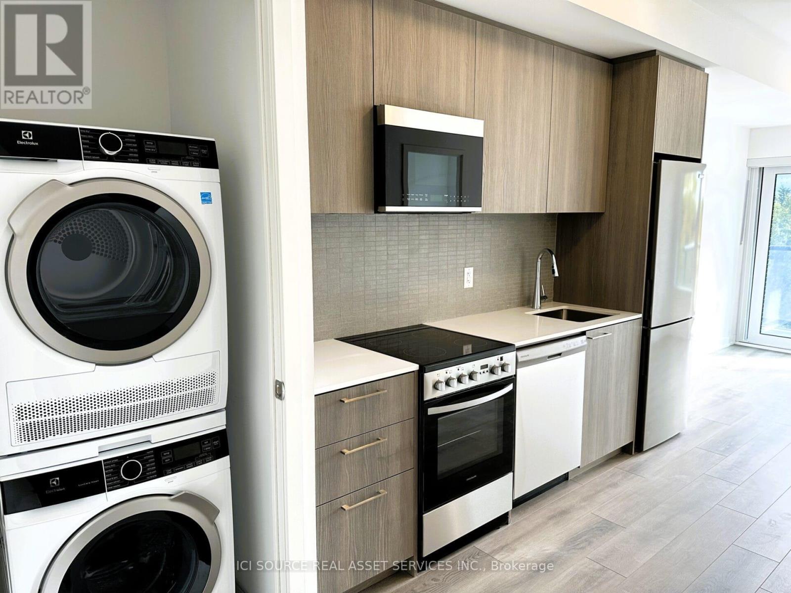 209a - 7439 Kingston Road, Toronto, Ontario  M1B 5S3 - Photo 2 - E12702074