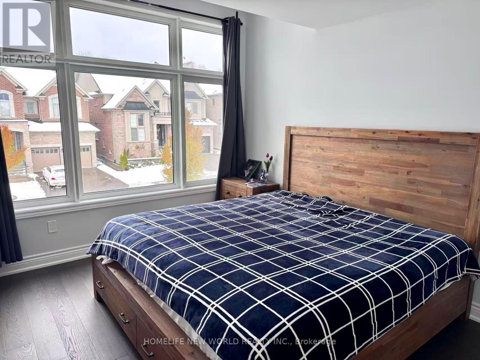 15 Prunella Crescent, East Gwillimbury, Ontario  L9N 0S7 - Photo 11 - N12702064