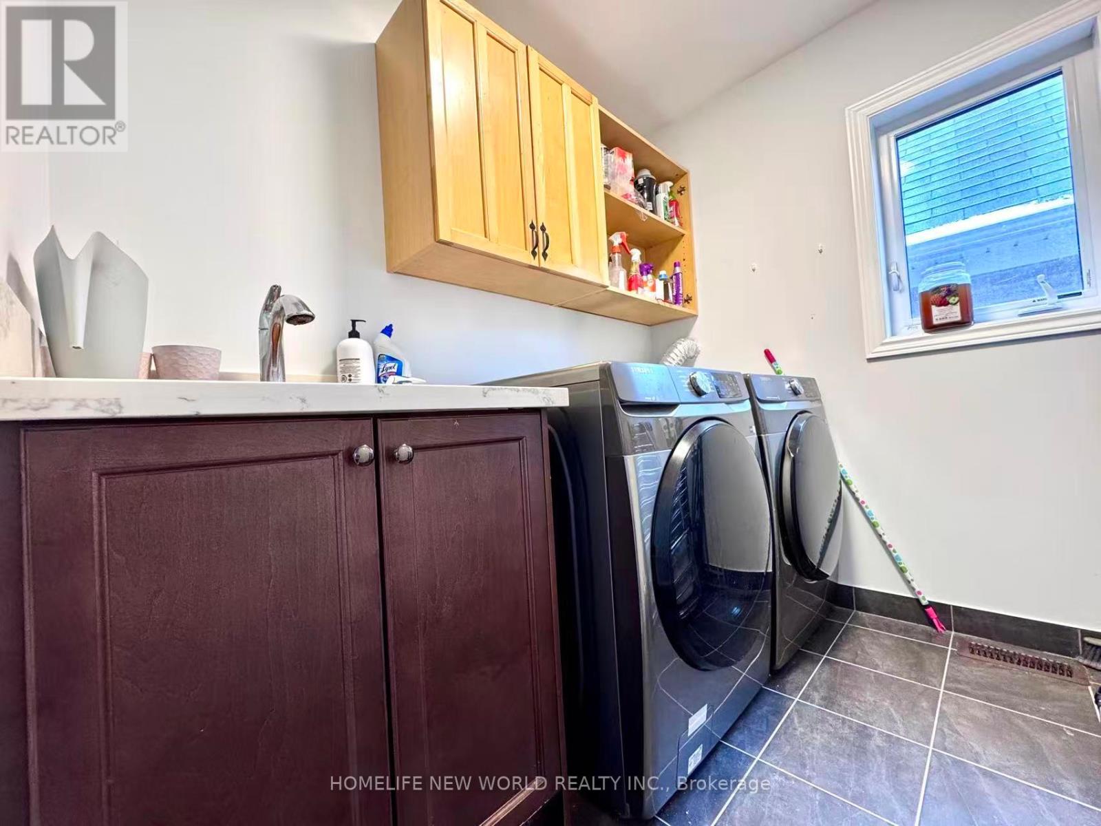 15 Prunella Crescent, East Gwillimbury, Ontario  L9N 0S7 - Photo 13 - N12702064