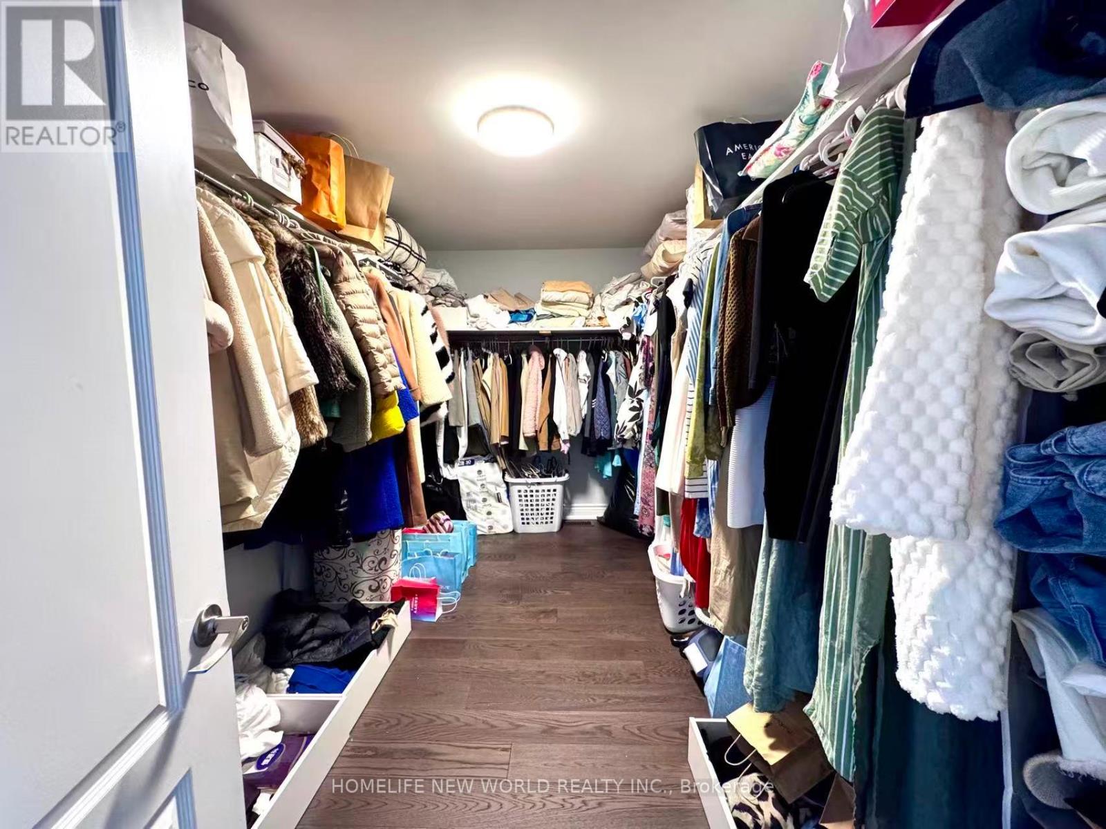 15 Prunella Crescent, East Gwillimbury, Ontario  L9N 0S7 - Photo 8 - N12702064